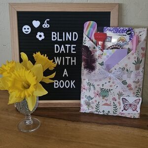 Blind Date with a Book - Preteen